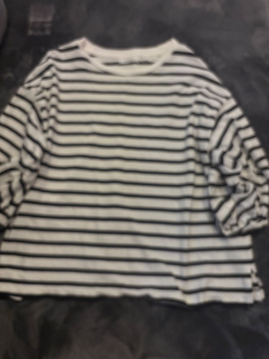 ニコand ふんわり袖　ボーダーカットソー　