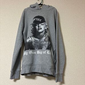 NO COMMENT PARIS ノーコメントパリスウェットパーカー グレー