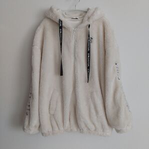 by LOVEiT アウター