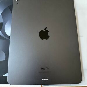 Apple iPad Air 第5世代 Wi-Fiモデル 64GB スペースグレイ M1チップ