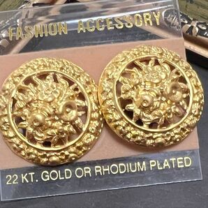 ヴィンテージイヤリング マットゴールド ラウンド アメリカ製 コスチュームジュエリー