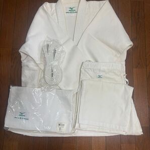 ミズノ愛校 柔道着 3号 ミズノ(上、下、帯、収納袋付き)クリーニング済み