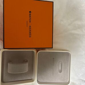 ★エルメス HERMES apple watch 箱のみ!美品です^ ^★ ケース