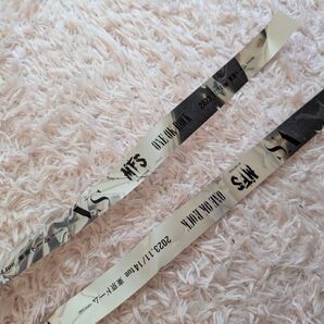 VS ONE OK ROCK MY FIRST STORY ライブ 銀テープ