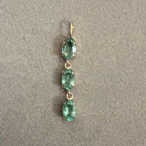 K18YG 3x5 0.55ctエメラルドペンダントトップ【新品、未使用】