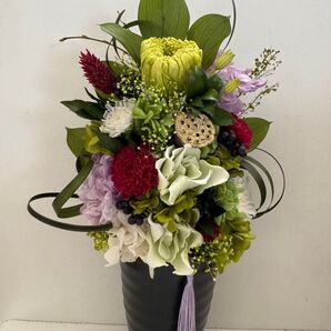 仏花プリザーブフラワー 花器付B220