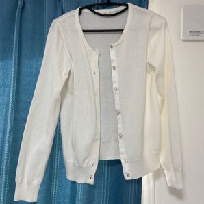 index 白 カーディガン 長袖 M ホワイト ニット ビジューボタン