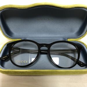 グッチ（GUCCI） メガネ　眼鏡　黒縁メガネ 新品　未使用　箱付き　黄色ケース