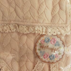 Apple Apple キルト生地 ペット服