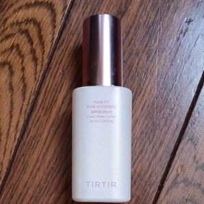 TIRTIR マスクフィット トーンアップエッセンス SPF30 PA++ 30ml