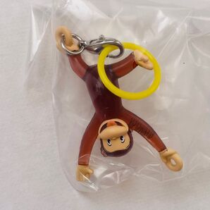 おさるのジョージ つながリングチャーム さかさまになったジョージ