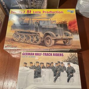 1/35 ドラゴン ドイツ軍 プラモデル 未組立 ハーフトラック セット