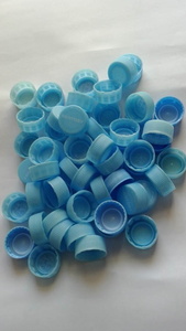  pet bottle cap light blue 