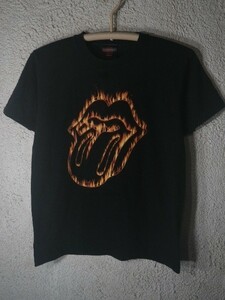 ｎ6958　SHOOT　The Rolling Stones　ローリング　ストーンズ　半袖　ロゴ　プリント　tシャツ　ファイアー　デザイン　ロック　バンド　