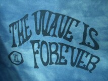 ｎ6487　THE WAVE IS FOREVER　UNIQLO　コラボ　大きめコーデ　半袖　タイダイ　プリント　tシャツ　人気　送料格安_画像4