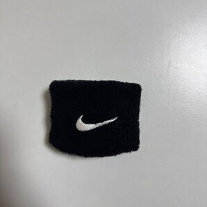 ナイキ リストバンド