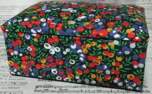 [ large 2] Liberty Christmas pattern Wiltshire Sparkle Will to car -* Spark ru③ cloth box *BOX present case storage fruits tree. real 