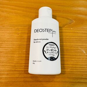 デオステップ+ 靴 消臭 パウダー 60g 足の匂い消し 【悪臭菌を99%除去・日本製・天然由来】 靴の匂い消し