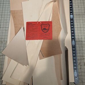 栃木レザー ピットヌメ革 1.0mmナチュラル もりもりハギレセット