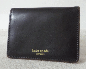 ケイトスペード　katespade　ダークブラウン　定期入れ　名刺入れ　二つ折りパスケース　レザー