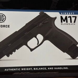 SIG SAUER CO2ガスガン ProForce M17 BLACK 対象年令18才以上 ライラクス カスタム