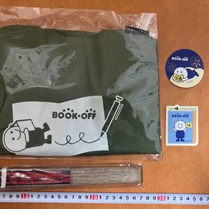 ブックオフ エコバッグ、扇子、ステッカー2枚セットです。