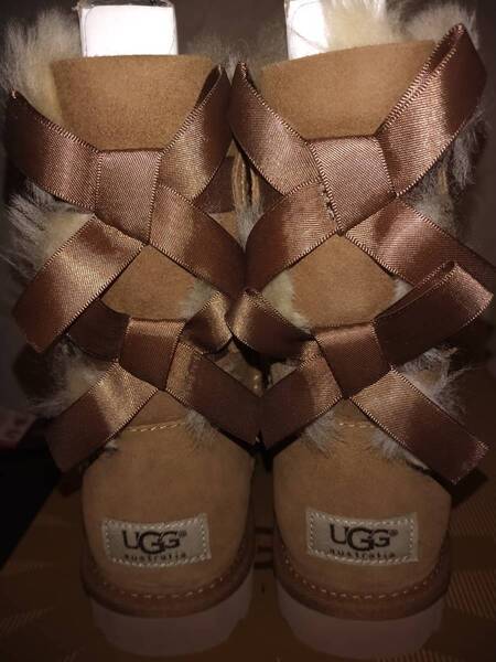 新品 未使用 即決価格 人気 本物 UGG W BAILEY BOW アグ ベイリーボウ ムートンブーツ チェスナット 限定品 激レア 超希少 リボン 正規品