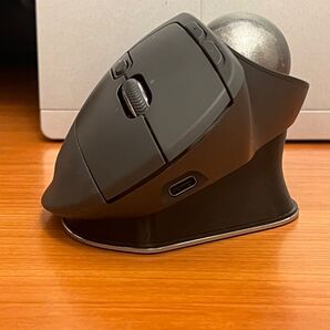 ロジクール mx ergo s用スタンド30°+前傾チルト