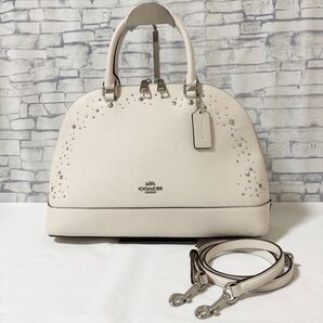 【ほぼ未使用】COACH コーチ・2wayバッグ 手提げ斜め掛け可能 シエラ サッチェル スタッズ レザー アイボリー系
