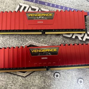 CORSAIR VENGEANCE LPX DDR4-2666MHz 16GB (8GB×2枚キット) 最終値下げ