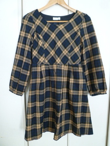 E hyphen world gallery/ E hyphen world gallery 0 navy green beige group .. check pattern One-piece F Cross Company 0OP1121