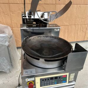業務用 自動炒め機 中華鍋 チャーハン炒め機 厨房機器 中古