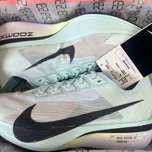 【新品・正規品最安値】W NIKEZoomヴェイパーフライNEXT4 W24.0cm US7 即発送します!