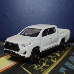 再塗装品 トミカ トヨタハイラックス 白 改造トミカ