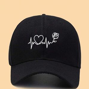 スクリプト刺繍キャップ 5色展開 シンプルカジュアル ベースボールキャップ363978