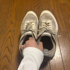 体育館シューズ