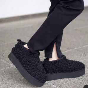 AP STUDIO【COLORS OF CALIFORNIA】curly fake fur boot