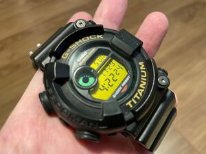 CASIO G-SHOCK DW-8201NT