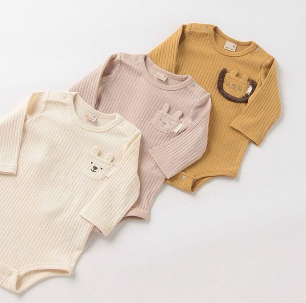 petit main ロンパース