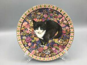 エインズレイ レズリーアンアイボリー 10月 Chesterton 子猫カレンダープレート 飾り皿 ネコ 猫 皿 Meet my kittens ①