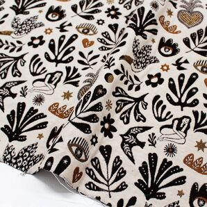 フランス生地 ジャガード 女の人のくつろぎ