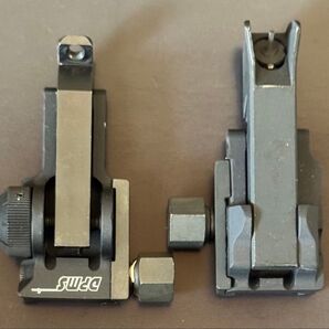 アクセス マンゴネル社 DPMS フロント&リアサイトセット 実物