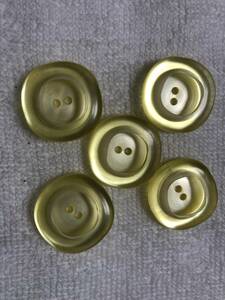1836 約23㍉　黄色　 ボタン ５個セット　ビンテージ　 未使用品　手芸　裁縫　おしゃれ　ハンドメイド　DIY　リメイク