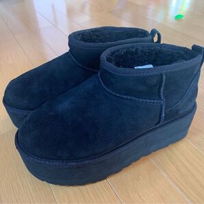 アグ クラッシック ウルトラ ミニ プラットフォーム24cm