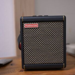 Positive Grid Spark MINI ギターアンプ ブラック USBケーブル付属