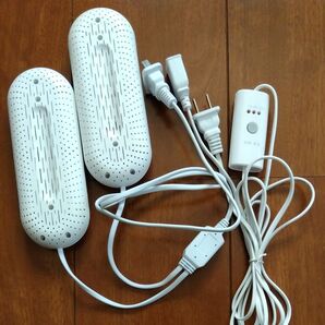 シューズ乾燥機 2個(両足)セット タイマー機能付き 靴乾燥機 ホワイト