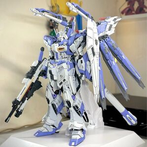 1/100 V-TIGER Hi-νガンダム GKデザインモデル(未組立・合金フレーム仕様)