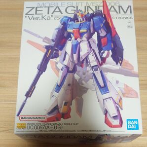 ゼータガンダム Ver.Ka (1/100スケール MG Zガンダム 機動戦士Zガンダム 2615240)