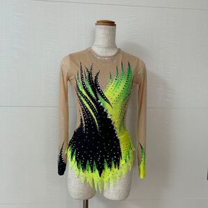 新体操レオタード