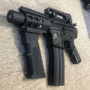 【送料無料】M4ピストル・カスタム電動ガン(対象年齢18歳以上)